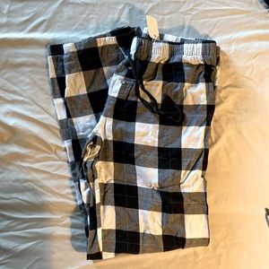 Stars Above perfectly cozy black/white/grey pajama bottoms